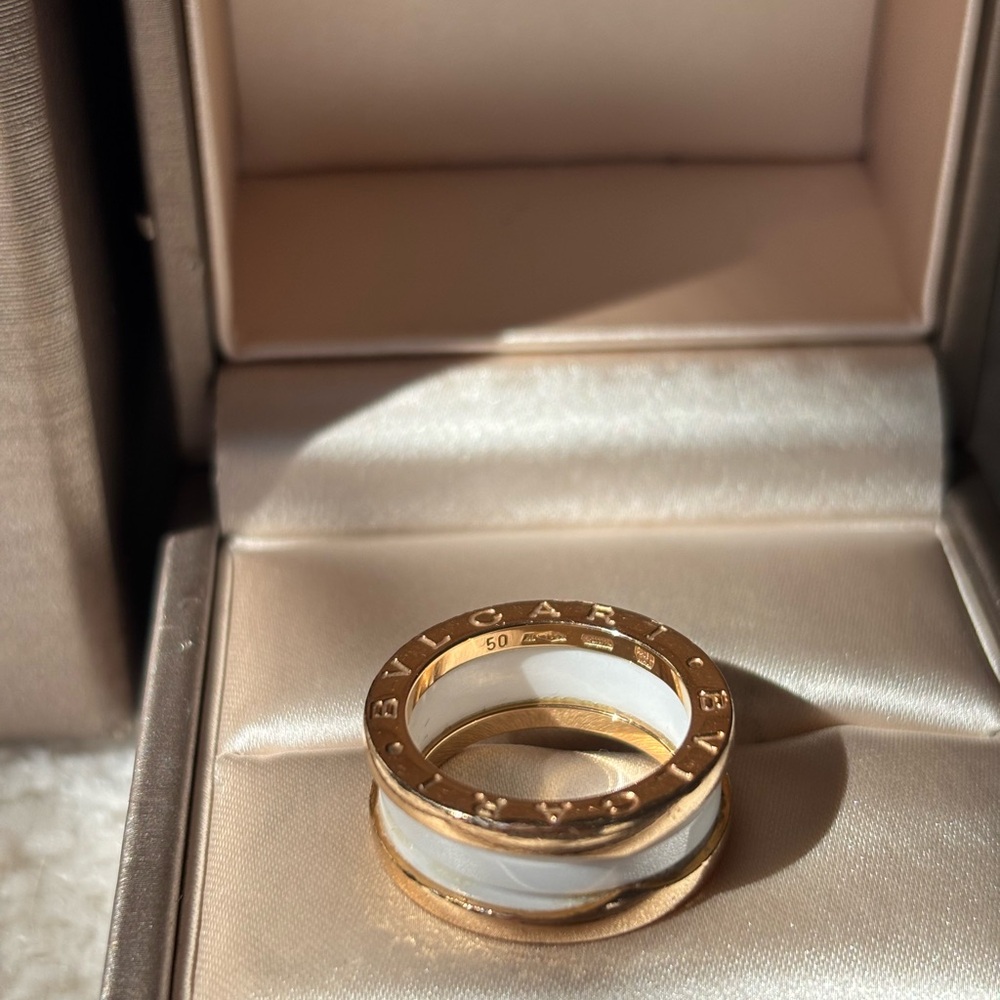BVLGARI B.zero1 Ring - Picture 2 of 8